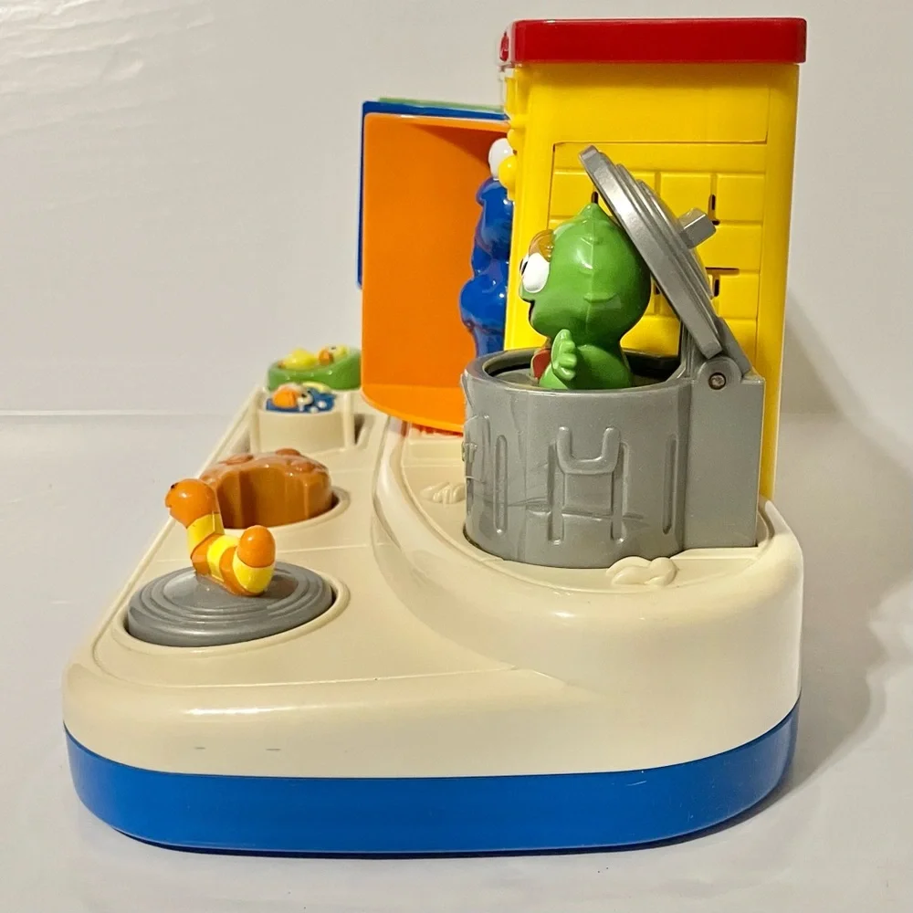 VTG Sesame Street Workshop Pop Up Poppin' Pals Musical Singing Toy Mattel *WORKS